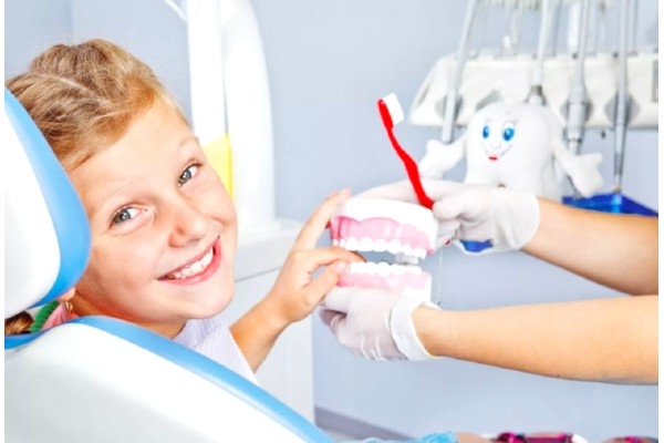 Лечение молочных зубов