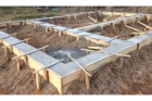 Ленточный фундамент 300х900, арматура 10мм/12мм бетон М-300, песчаное основание 200мм